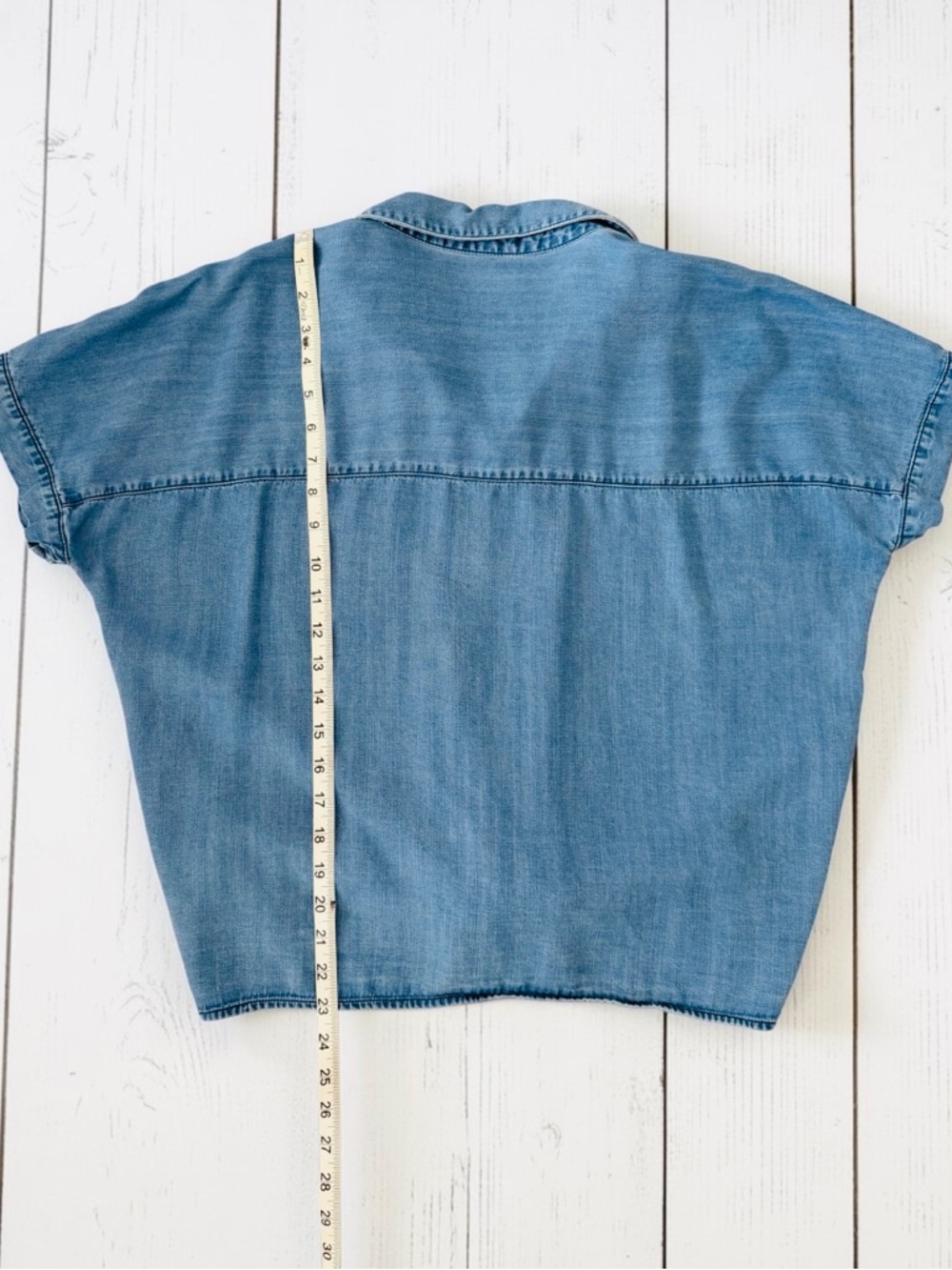 Velvet Heart Tencel Denim Button Tie Front Short Sleeve Top Size Medium - Picture 6 of 9